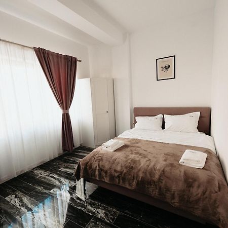Luxury Cozy Apartments Сучава Екстер'єр фото