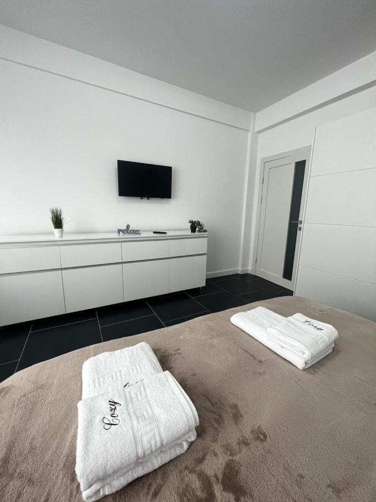 Luxury Cozy Apartments Сучава Екстер'єр фото