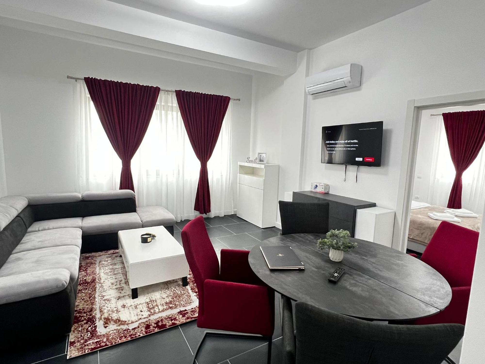 Luxury Cozy Apartments Сучава Екстер'єр фото